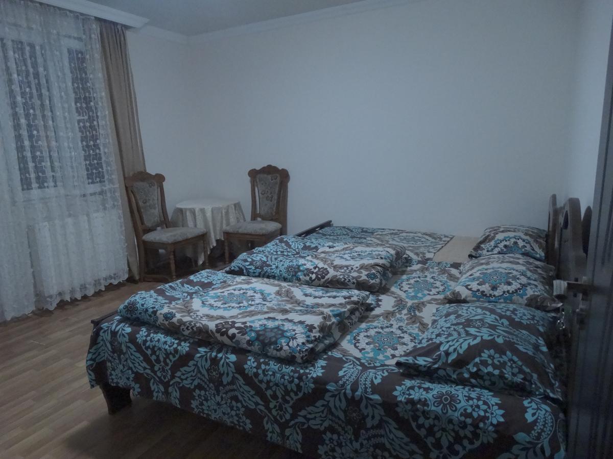 Gulnasi'S Guesthouse Batumi Kültér fotó